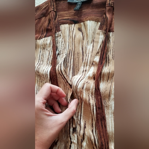 BCBG MaxAzria, size S blouse - Picture 8 of 9